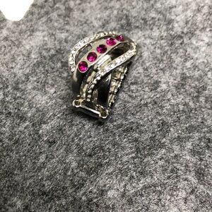Elegant Silver and Pink Gemstone Women's Ring fashion jewelry